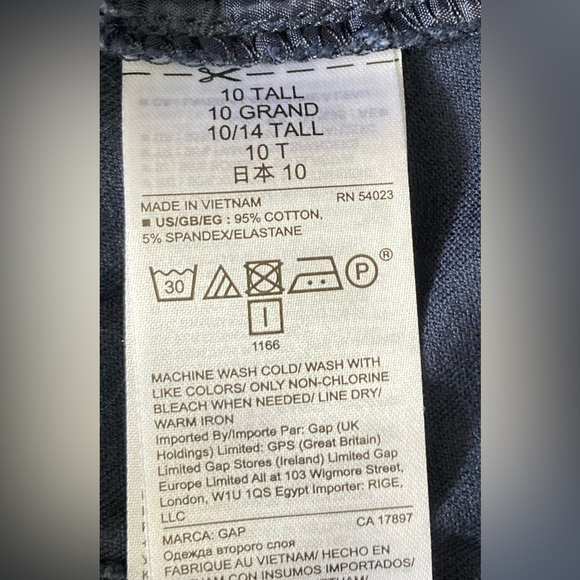 Gap women’s navy blue signature skinny pants, size 10 tall - Picture 7 of 8